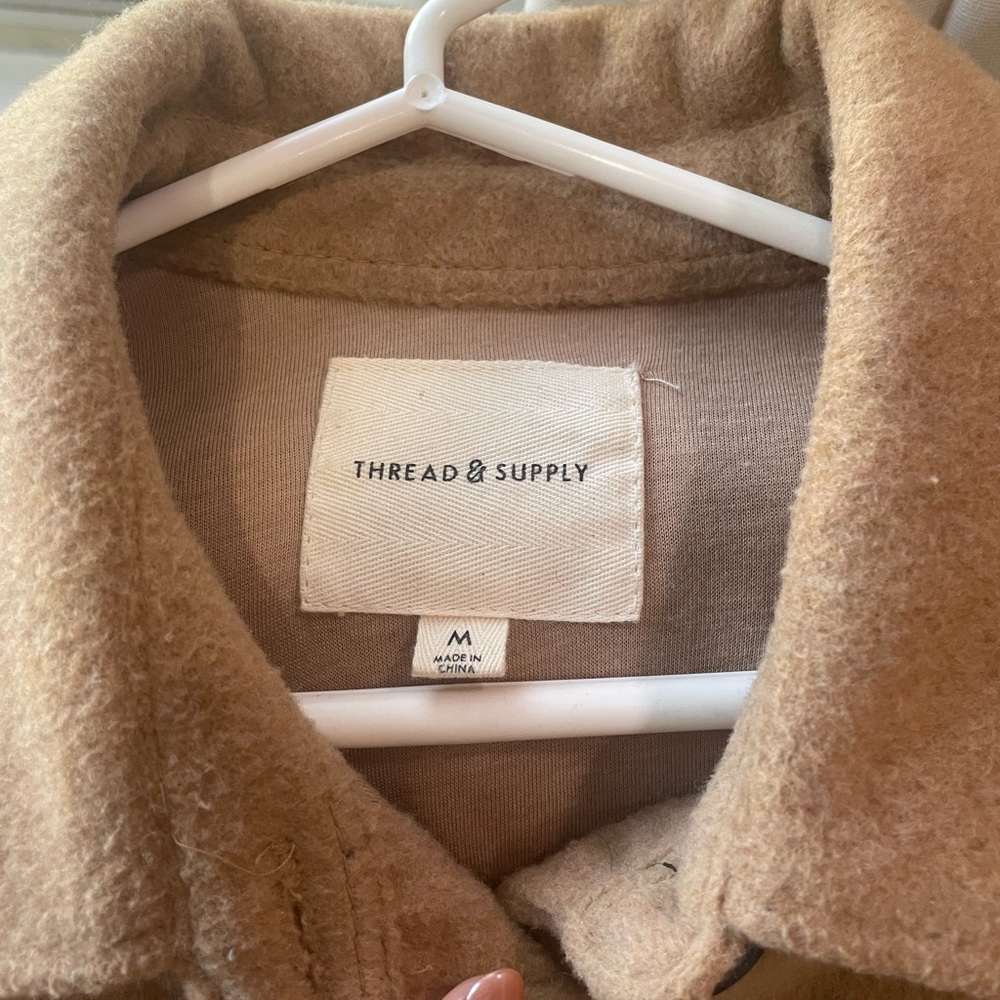 Tan Shacket / button down jacket - Picture 2 of 6